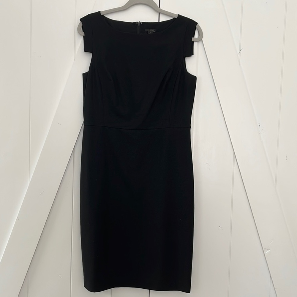 Black fitted dress